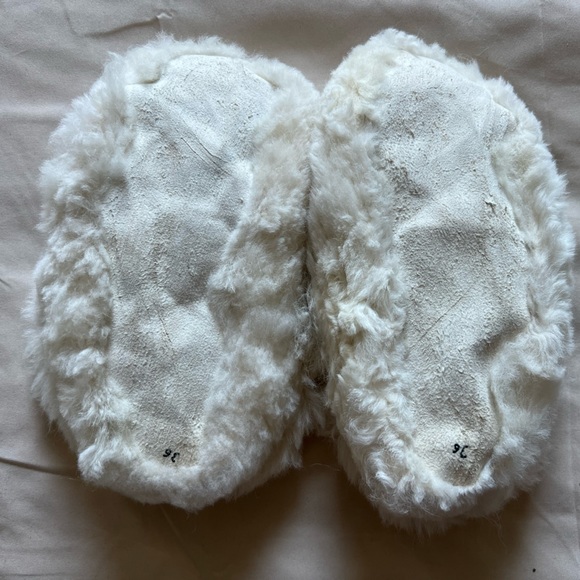 Unisex Real Alpaca fur slippers (different sizes) - Picture 5 of 6
